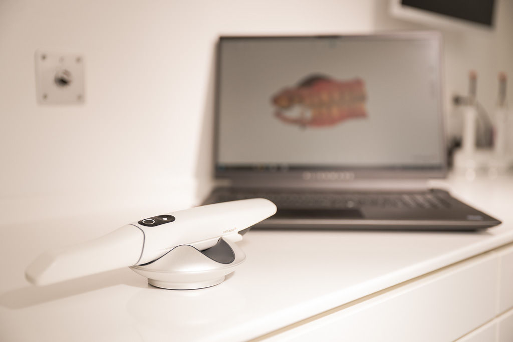 Intraoral Scanner mit Screen